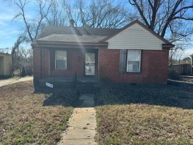 Main picture of 2499 Browning Cir