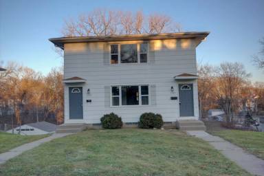 Main picture of 1105 Tremont Ave