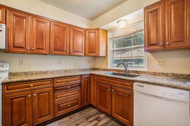 Main picture of 1339 Village Park Ct