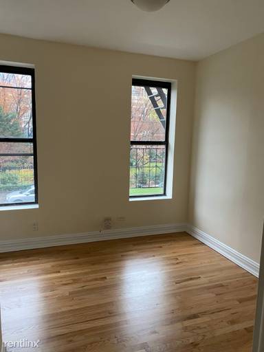 Main picture of 17 Greenwich Ave