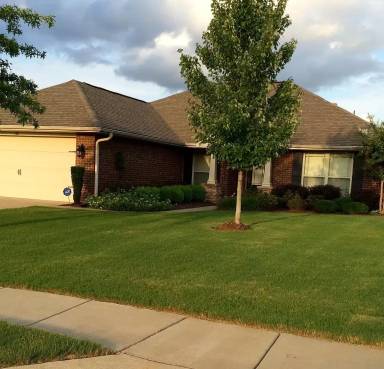 Main picture of 108 Grantham Cir