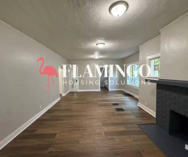 Main picture of 212 Huron Ave