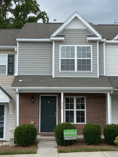 Main picture of 668 Grasswren Way