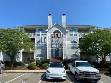 Main picture of 5012 Lawndale Dr