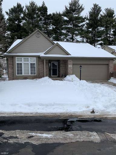 Main picture of 11811 Pine Way Ct