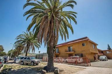 Main picture of 1052 Browning Blvd
