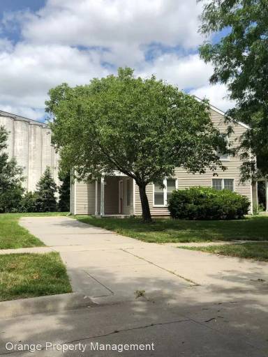 Main picture of 1821 Whittier St