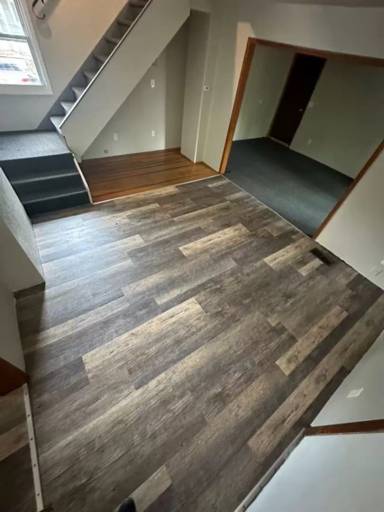 Main picture of 959 Jay St