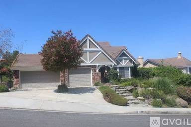 Main picture of 665 S Londerry Ln
