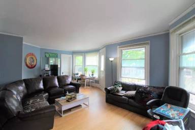 Main picture of 2835 N Frederick Ave