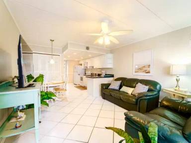 Main picture of 13 44th St