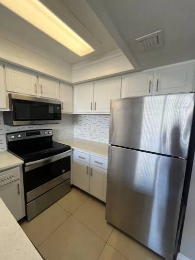 Main picture of 728 Executive Center Dr