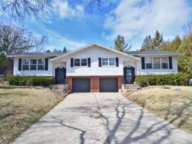 Main picture of 2936 Todd Dr