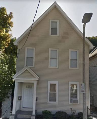 Main picture of 35 Vaughan Ave