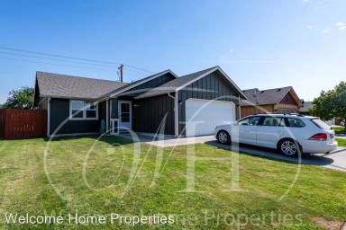 Main picture of 1204 SE Scenic View Dr