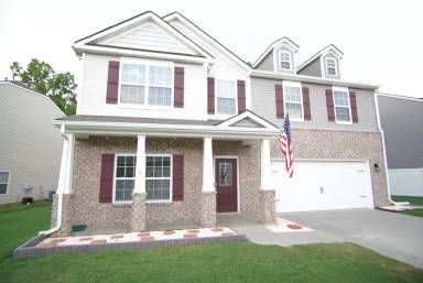 Main picture of 1537 Sergeant Ln