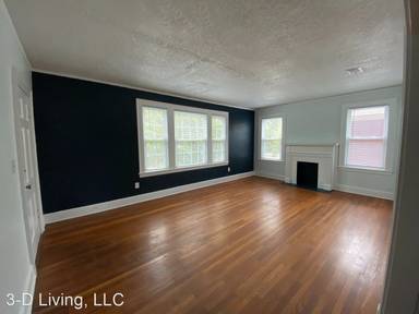 Main picture of 727 E 44th St