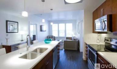 Main picture of 1742 N Pearl St