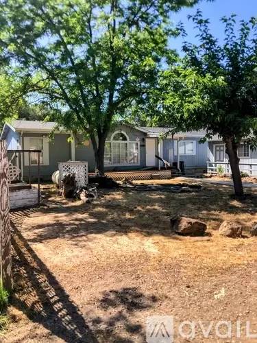 Main picture of 3315 Lilac Ave