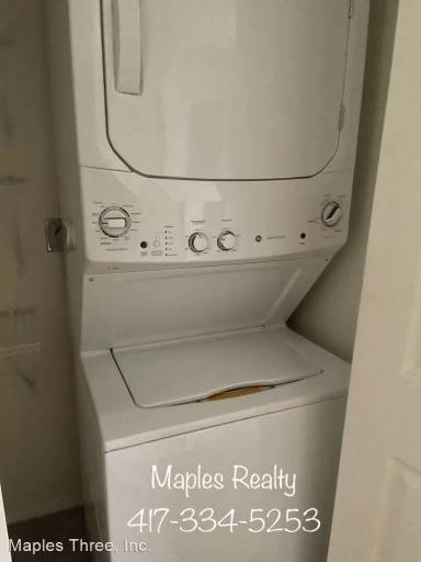 Main picture of 33 Golfshores Dr