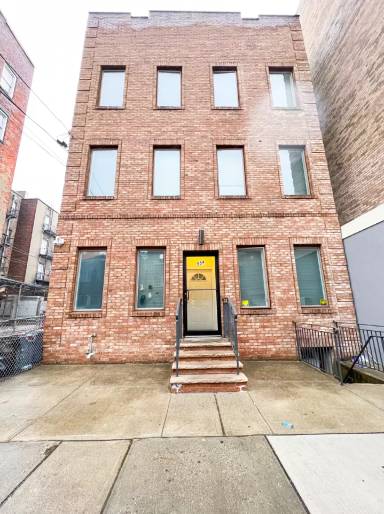 Main picture of 534 26th Street - 5