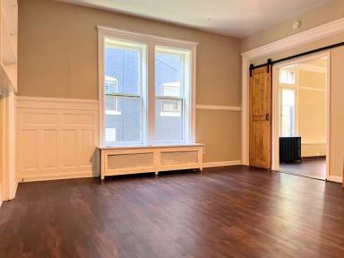 Main picture of 398 Linwood Ave