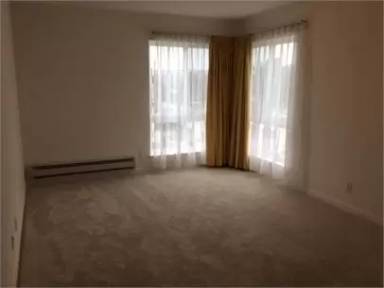 Main picture of 601 Niantic Ave