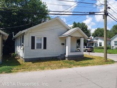 Main picture of 820 Winkler Ave