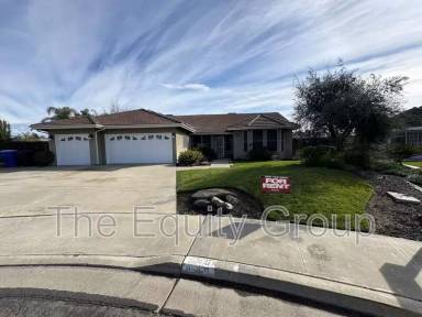 Main picture of 540 W Birch Ct