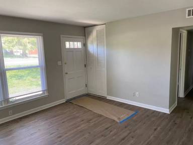 Main picture of 10006 Harlech Ln