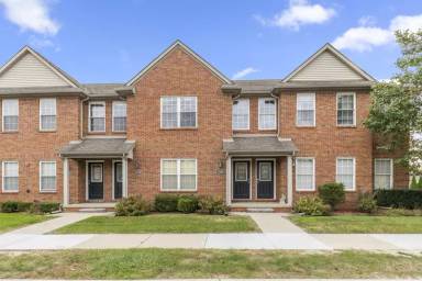 Main picture of 13181 Turnberry Ct