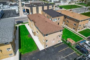 Main picture of 2608 Saint Charles Rd