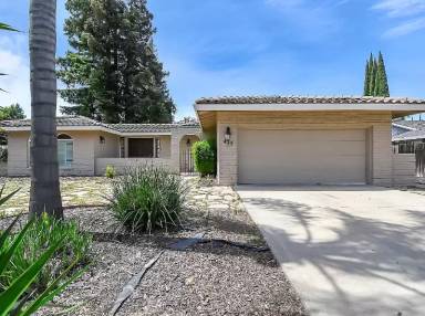 Main picture of 437 Parkview Ave