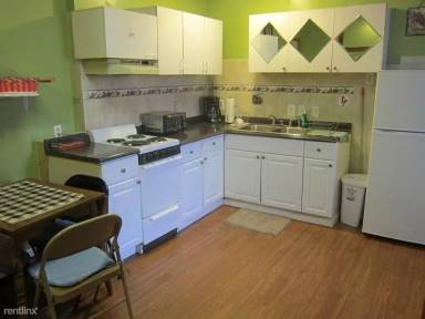 Main picture of 3559 Washington St