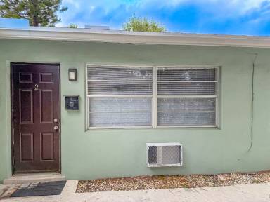 Main picture of 1101 NE 23rd Ter