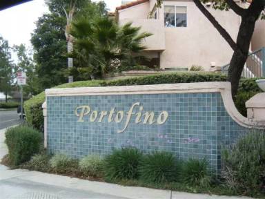 Main picture of 2708 S Montego