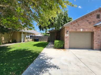 Main picture of 293 Rosalie Dr