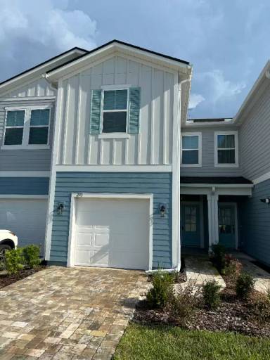 Main picture of 270 Brandon Lakes Dr