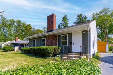 Main picture of 118 N Chesterfield Rd