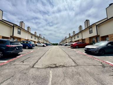Main picture of 1223 Dallas Dr