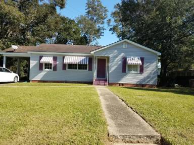Main picture of 817 Hawkins St