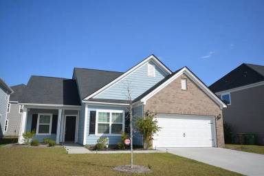 Main picture of 205 McQueen Dr