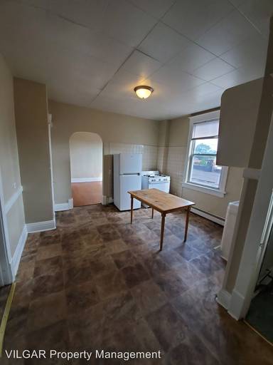 Main picture of 3802 Euclid Ave