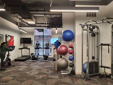 Main picture of 2 S State St