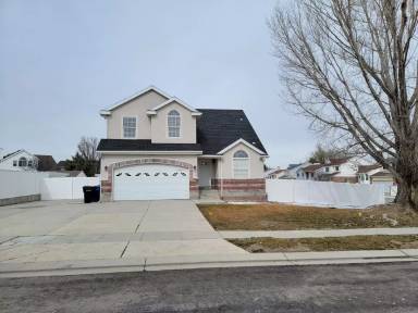 Main picture of 1528 W Duffys Ln