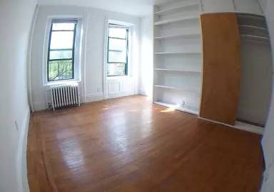 Main picture of 32 Jones St