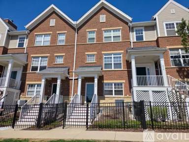 Main picture of 480 W Wood St