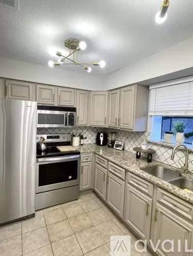 Main picture of Parkway Lane Condominiums
