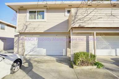 Main picture of 24 Lassen Ln