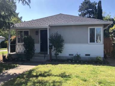 Main picture of 105 El Prado Ave